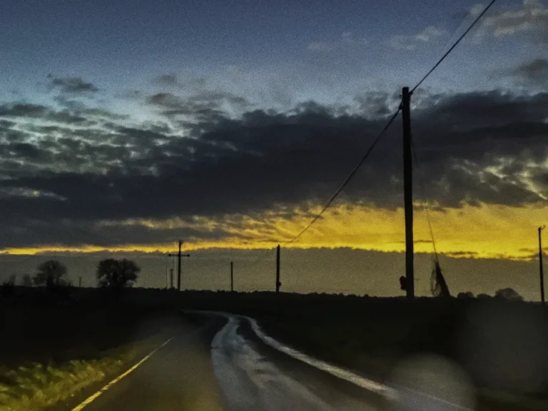 early-morning-copy-4 beyond the edge landscape by Ian Phillips-McLaren